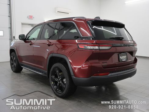 New 2026 Jeep Grand Cherokee Limited image 5