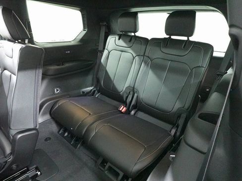 New 2025 Jeep Grand Cherokee L Limited w/ Luxury Tech Group II image 27