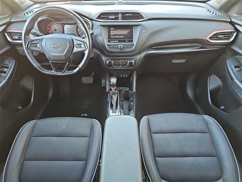 Used 2022 Chevrolet TrailBlazer RS image 9
