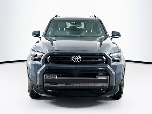 Used 2025 Toyota 4Runner SR5 image 2
