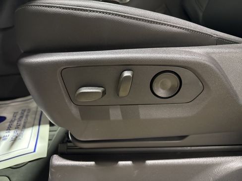 New 2026 GMC Sierra 1500 Elevation image 19