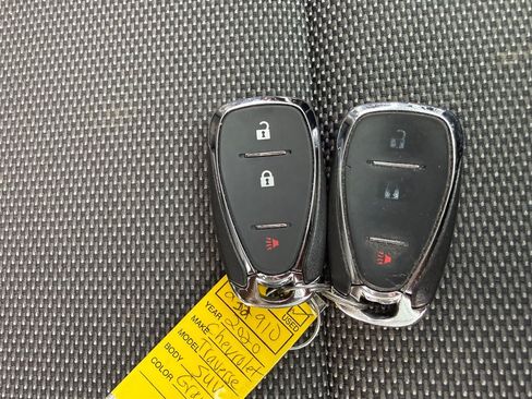 Used 2020 Chevrolet Traverse LS AWD/4WD image 35