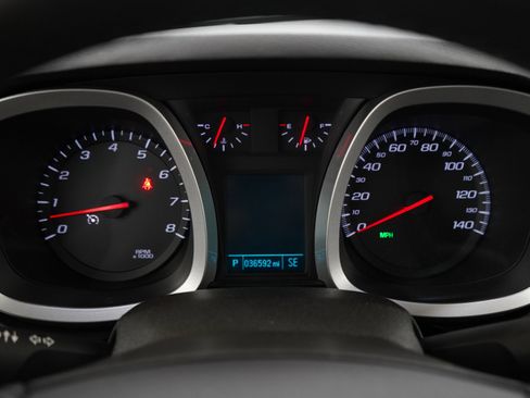 Used 2014 Chevrolet Equinox LT AWD/4WD image 23