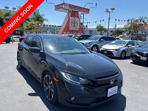 Used 2020 Honda Civic Sport image 2