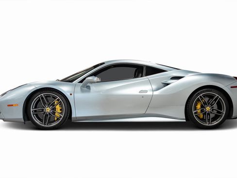 Used 2017 Ferrari 488 GTB image 10