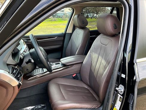 Used 2016 BMW X5 xDrive40e image 9