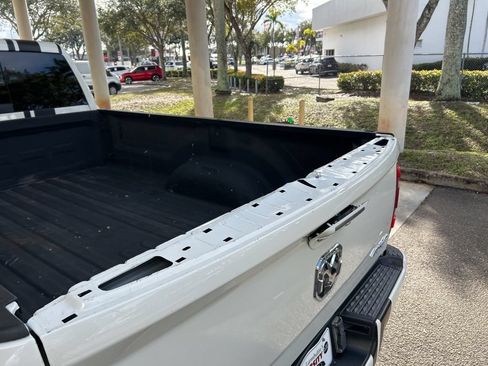 Used 2022 RAM 3500 Limited AWD/4WD image 23