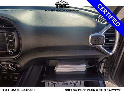 Used 2023 Kia Soul LX w/ LX Technology Package image 25