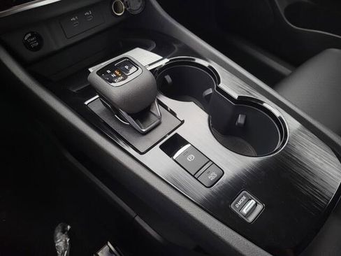 New 2025 Nissan Rogue SV w/ SV Premium Package image 15