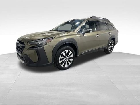 Used 2023 Subaru Outback Touring XT AWD/4WD image 11