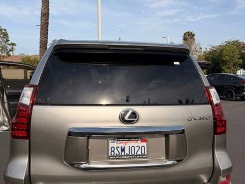 Used 2020 Lexus GX 460 Premium image 8