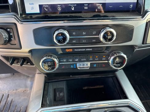 Used 2022 Ford F250 Lariat w/ Lariat Value Package AWD/4WD image 24