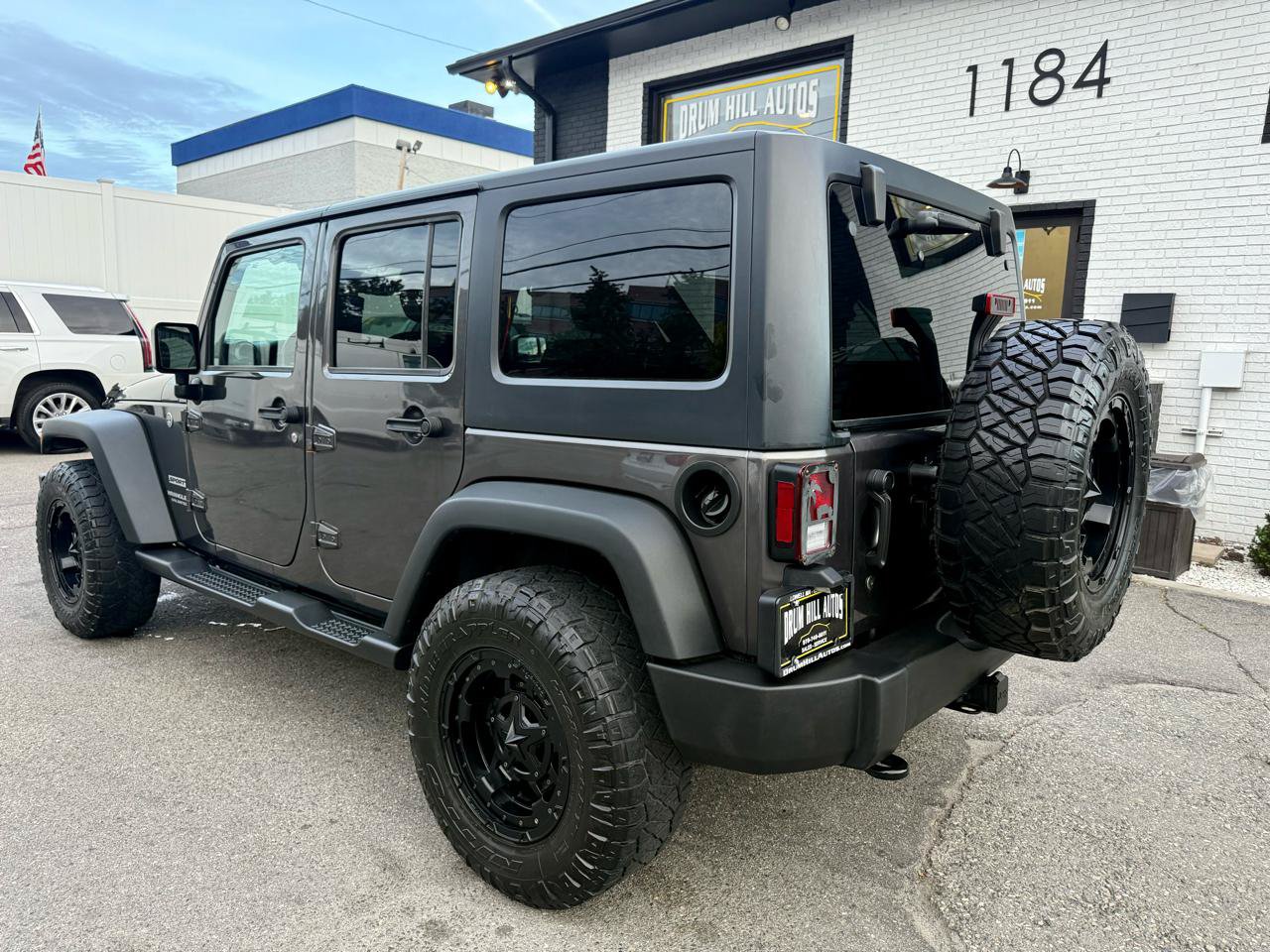Used 2016 Jeep Wrangler Unlimited Sport w/ Quick Order Package 24S AWD/4WD image 3