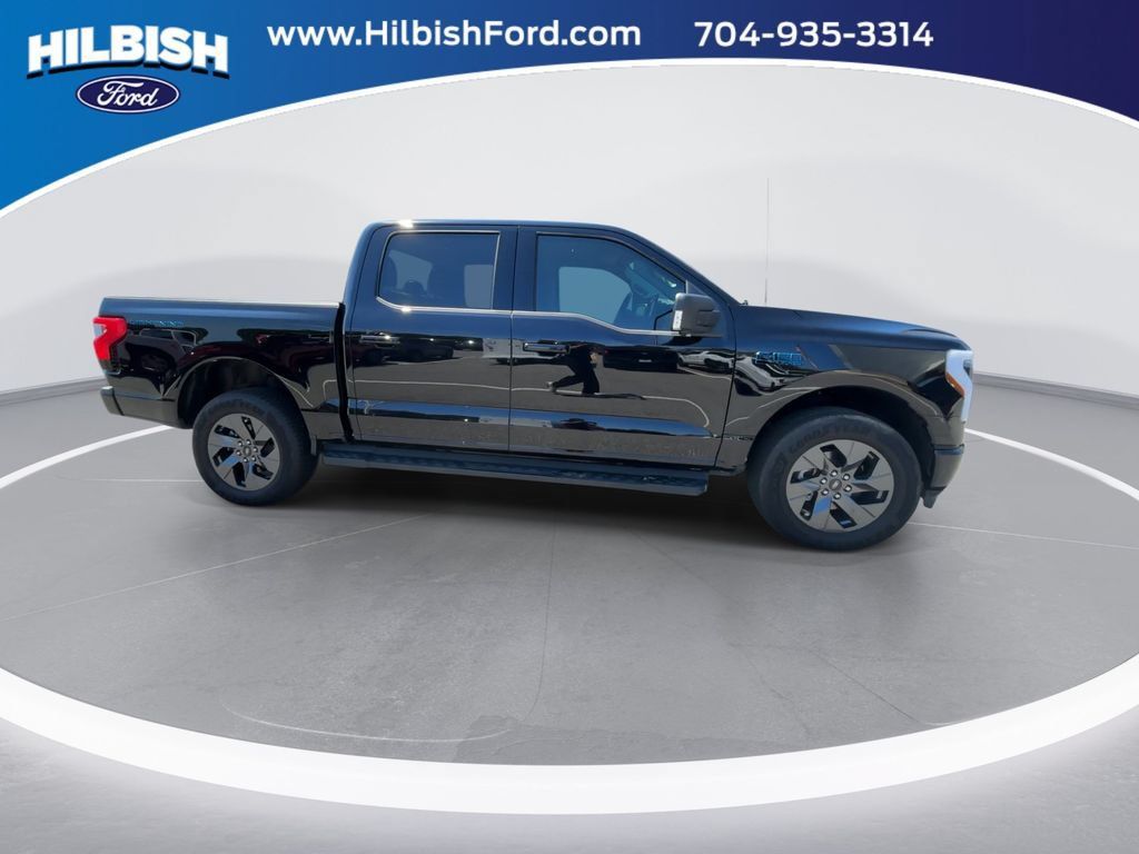 Used 2025 Ford F150 Lightning Flash AWD/4WD image 9