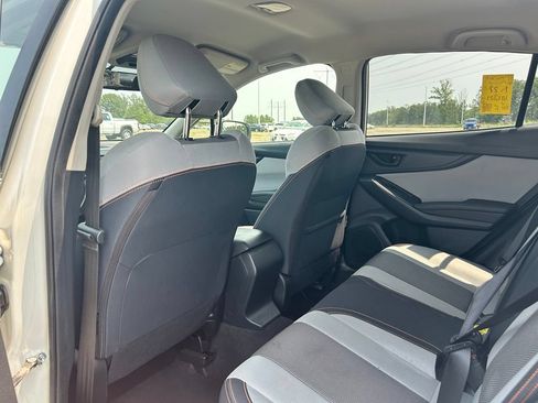 Used 2019 Subaru Crosstrek 2.0i Premium AWD/4WD image 18