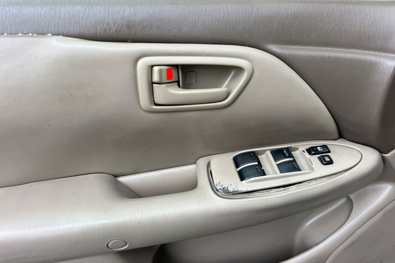 Used 1997 Toyota Camry LE w/ Leather Trim Pkg FWD image 12