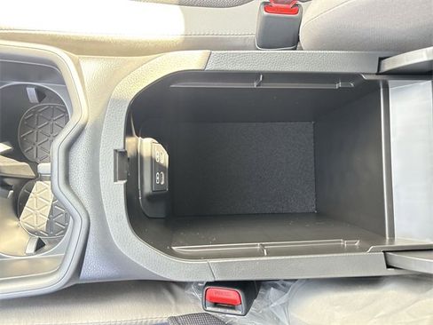 New 2025 Toyota RAV4 XLE w/ Convenience Package image 23
