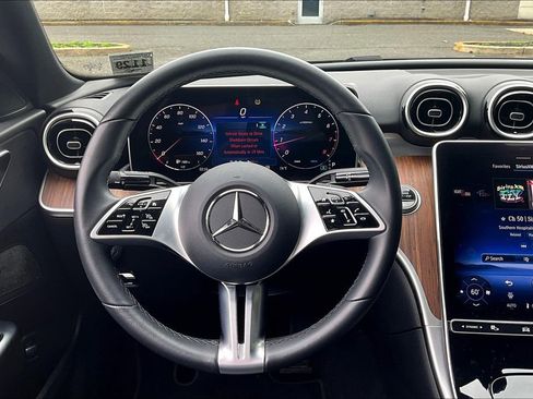 Used 2025 Mercedes-Benz C 300 4MATIC Sedan image 5