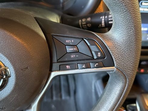 Used 2021 Nissan Kicks SV FWD image 27