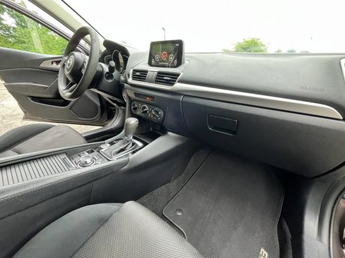 Used 2017 MAZDA MAZDA3 Sport FWD image 17