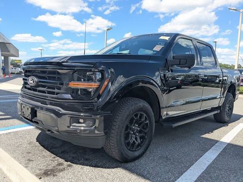Used 2025 Ford F150 XLT w/ Equipment Group 302A MID AWD/4WD image 8