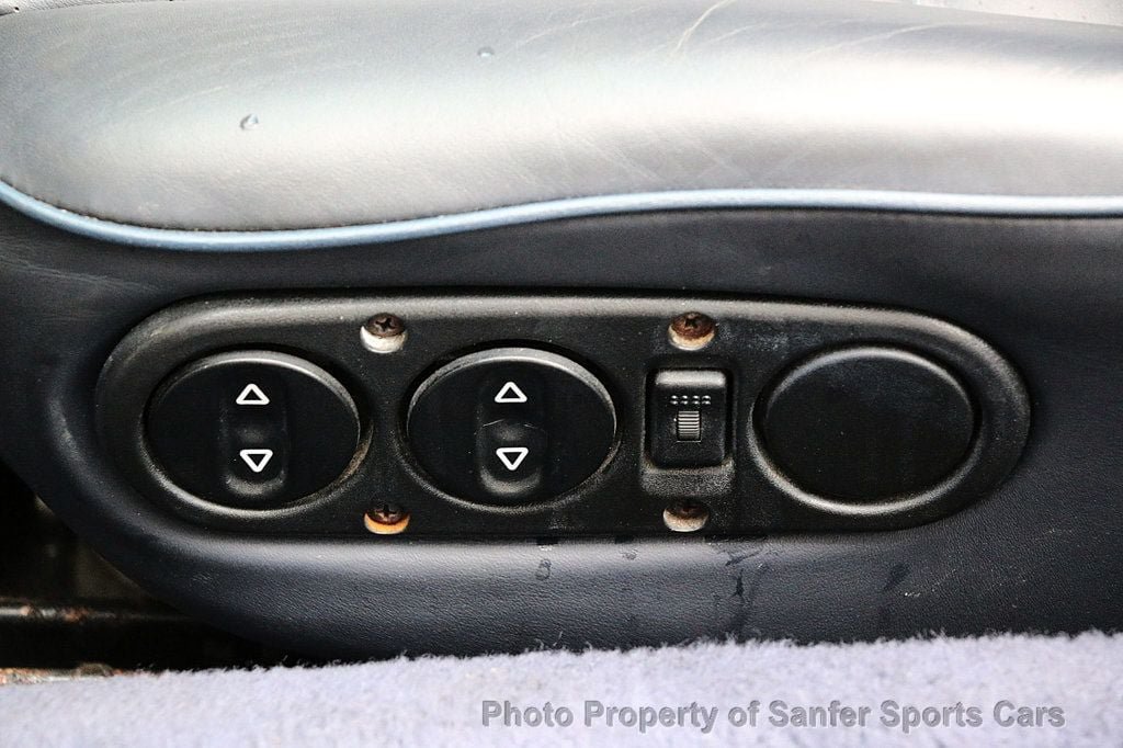 Used 1991 Porsche 911 Carrera image 26