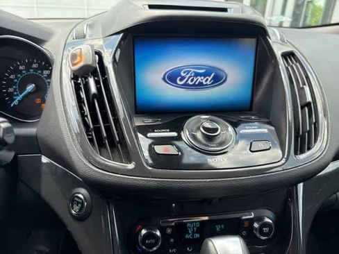 Used 2014 Ford Escape Titanium AWD/4WD image 9