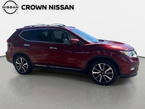 Used 2019 Nissan Rogue SL w/ Premium Package image 10