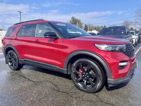 Used 2023 Ford Explorer ST w/ Equipment Group 401A image 3