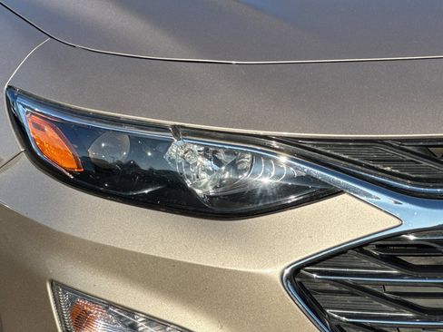 Used 2024 Chevrolet Malibu LT image 43