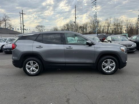 Used 2018 GMC Terrain SLE image 15