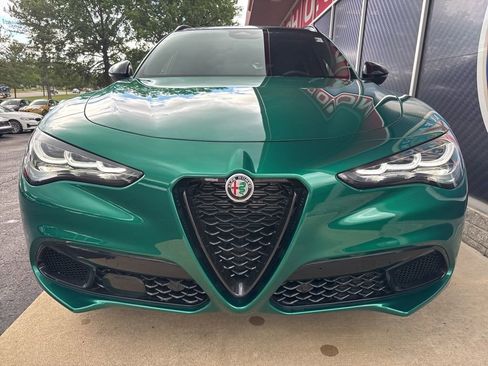 New 2025 Alfa Romeo Stelvio Sprint AWD/4WD image 5