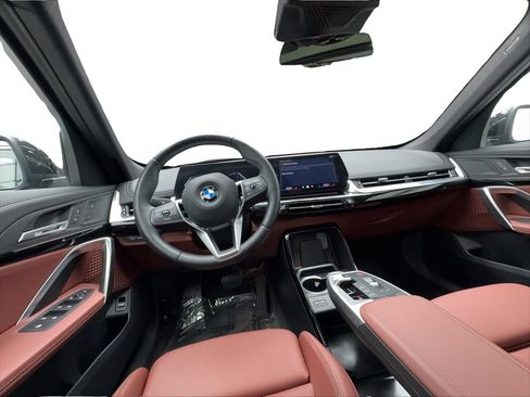 Used 2026 BMW X1 xDrive28i AWD/4WD image 34