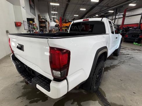 Used 2019 Toyota Tacoma SR w/ SX Package AWD/4WD image 6