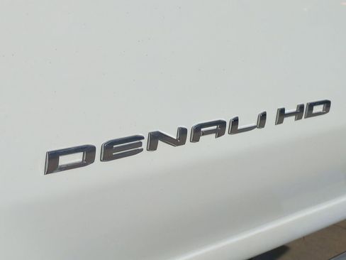 Used 2022 GMC Sierra 2500 Denali w/ Denali Ultimate Package image 13