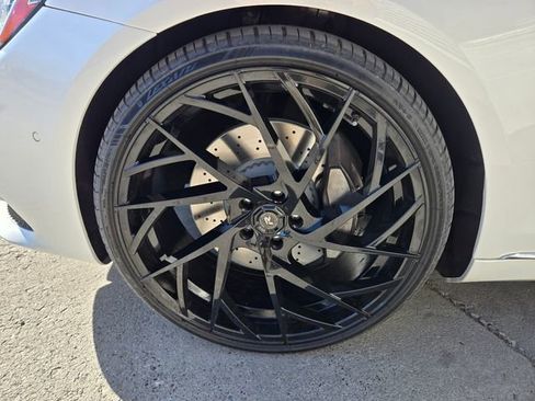 Used 2019 Mercedes-Benz S 560 4MATIC Sedan image 7