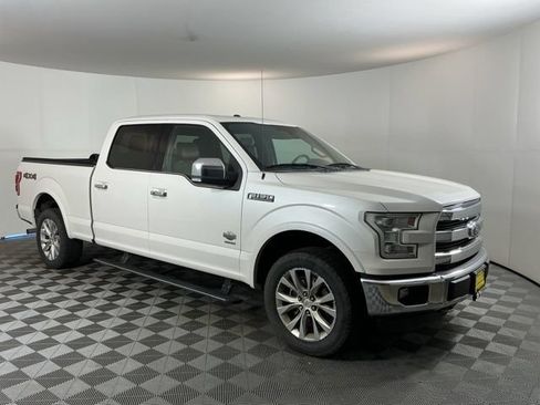 Used 2015 Ford F150 King Ranch w/ Equipment Group 601A Luxury AWD/4WD image 3