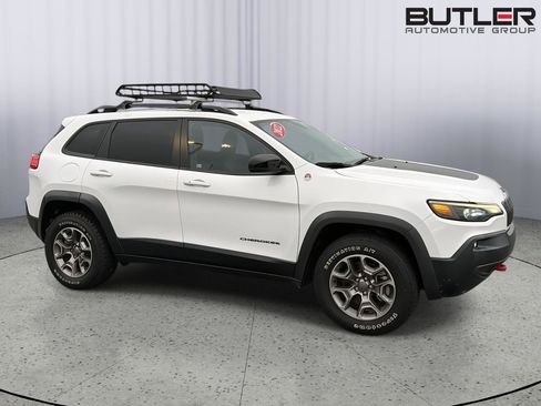 Used 2022 Jeep Cherokee Trailhawk w/ Premium Leather Package AWD/4WD image 7