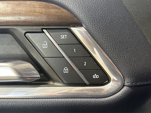 Used 2024 Chevrolet Silverado 3500 High Country w/ High Country Premium Package image 17