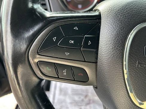 Used 2021 Dodge Challenger SXT image 17