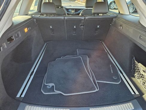 Used 2018 Buick Regal Essence w/ Driver Confidence Package #1 image 33