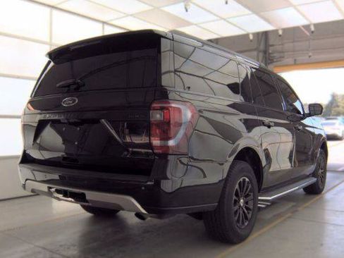 Used 2020 Ford Expedition Max XLT w/ Equipment Group 202A AWD/4WD image 2