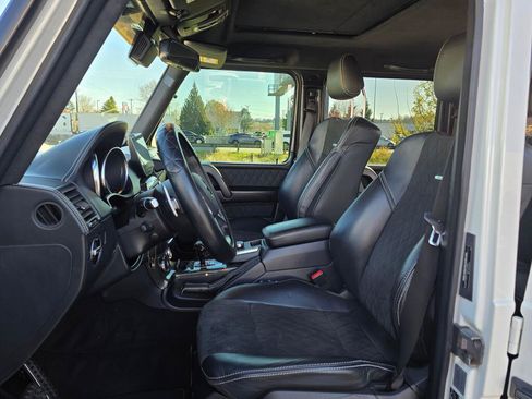 Used 2018 Mercedes-Benz G 550 Squared image 13