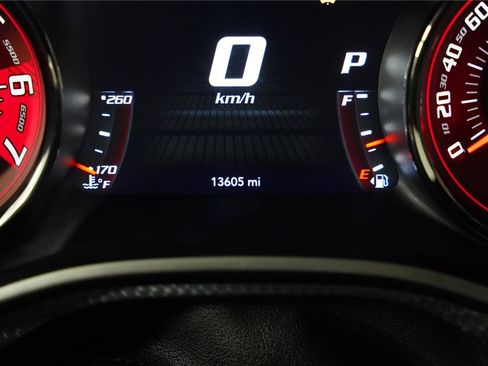 Used 2016 Dodge Challenger SRT Hellcat RWD image 39