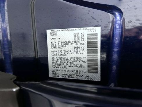 Certified 2025 Nissan Rogue SV w/ SV Premium Package FWD image 25