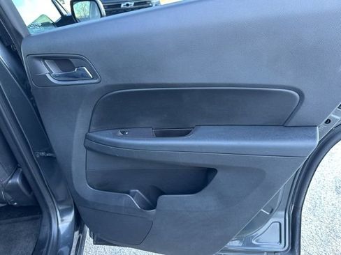 Used 2017 GMC Terrain SLE w/ Chrome Edition image 38