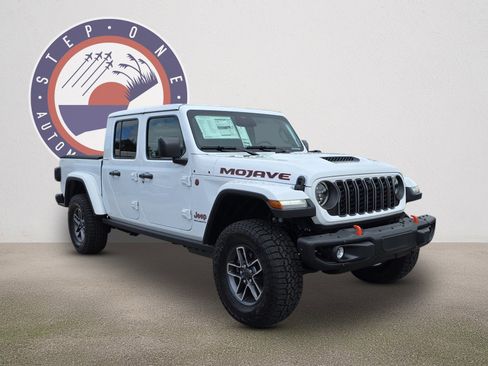 New 2026 Jeep Gladiator Mojave image 1