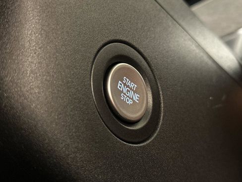 New 2025 Volkswagen ID. Buzz Pro S image 23