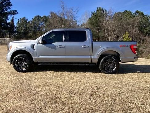 Used 2023 Ford F150 Lariat image 7