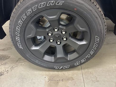 New 2026 RAM 1500 Big Horn w/ Night Edition image 38